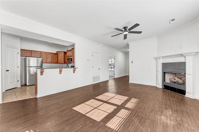 729 N Wordsworth Lane, Fayetteville, AR 72704