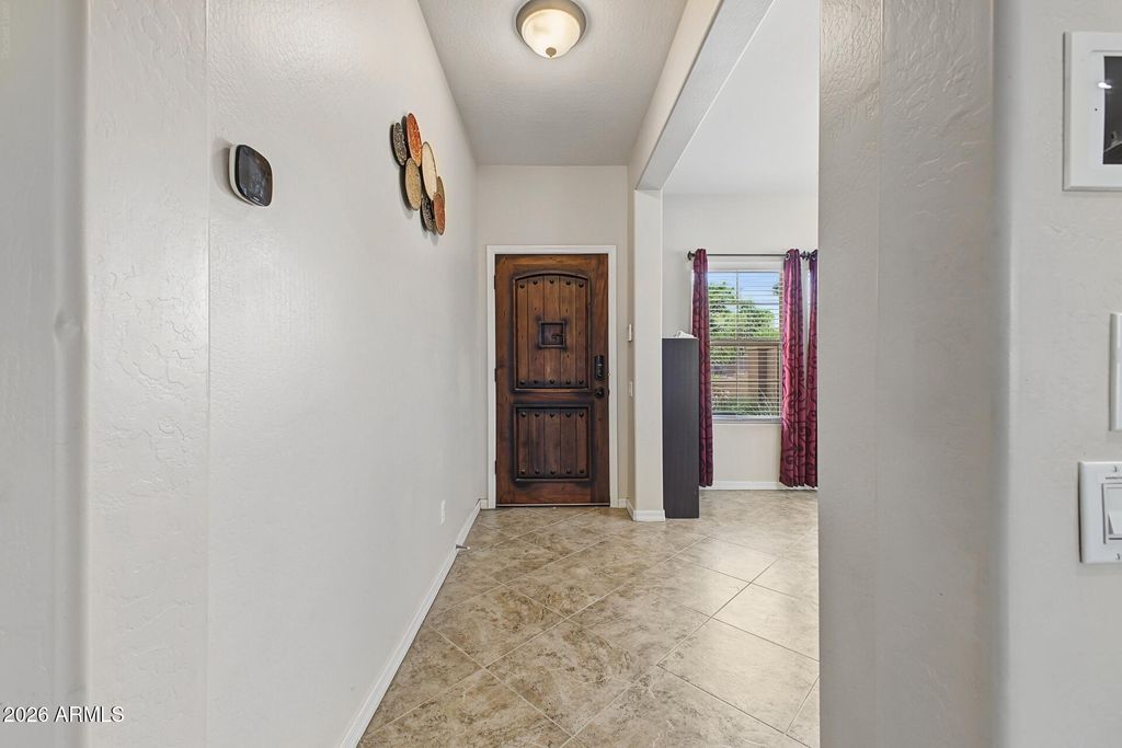 2240 W DAVIS Road, Phoenix, AZ 85023 — photo 5
