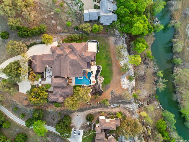 137 River Xing, Boerne, TX 78006