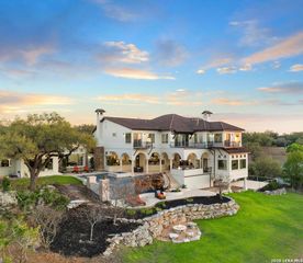 137 River Xing, Boerne, TX 78006