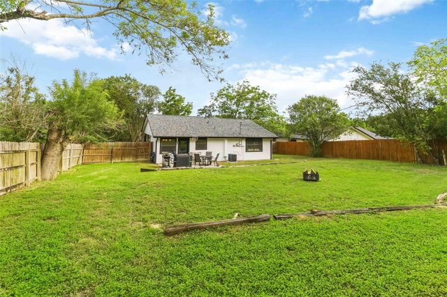 805 Indiana ST, San Marcos, TX 78666