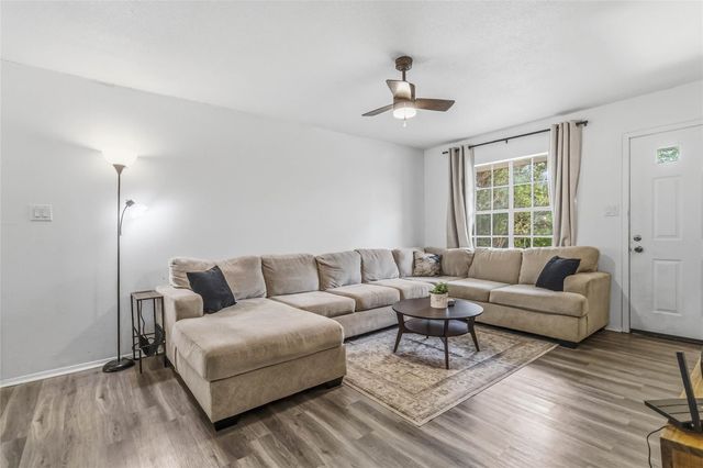 805 Indiana ST, San Marcos, TX 78666