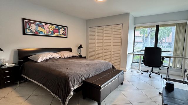 5641 Coach House Circle B, Boca Raton, FL 33486