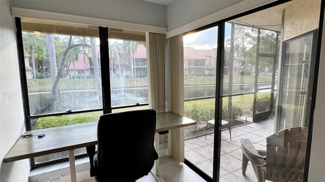 5641 Coach House Circle B, Boca Raton, FL 33486