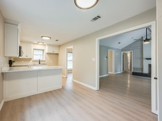 914 Hillside Lane, Flower Mound, TX 75028