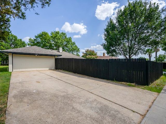 914 Hillside Lane, Flower Mound, TX 75028