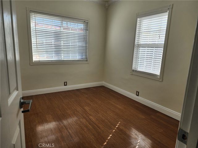840 S Dunsmuir, Los Angeles, CA 90036