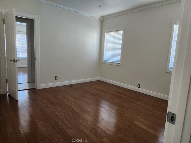 840 S Dunsmuir, Los Angeles, CA 90036