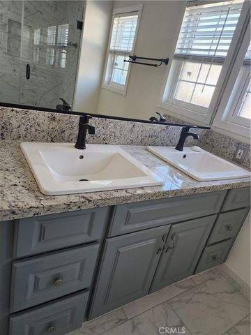 840 S Dunsmuir, Los Angeles, CA 90036