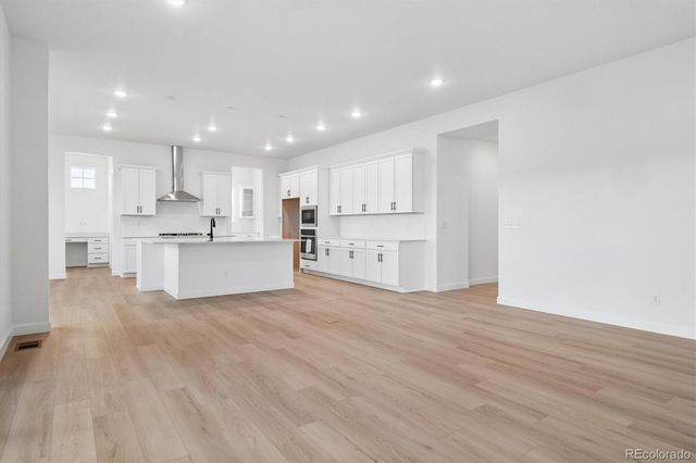 1715 Green Fern Point, Castle Rock, CO 80104