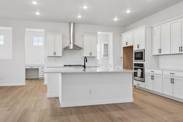 1715 Green Fern Point, Castle Rock, CO 80104