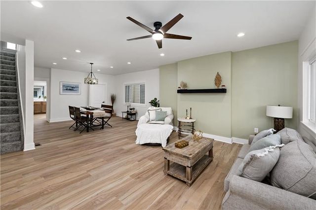 618 Boggs Ave, Mt Washington, PA 15211