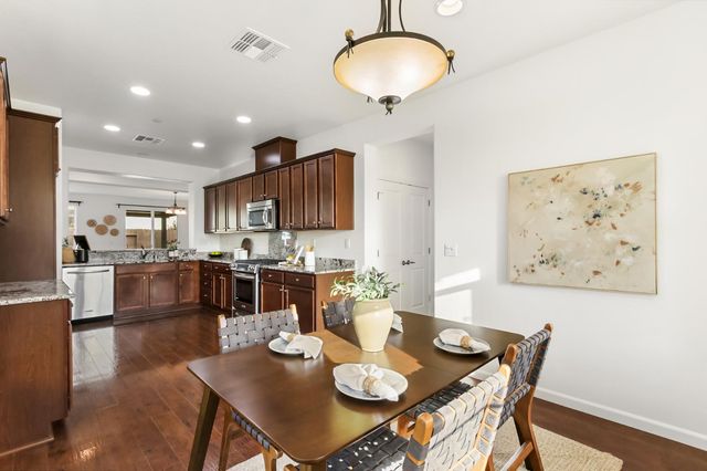 9984 Westminister, Elk Grove, CA 95757