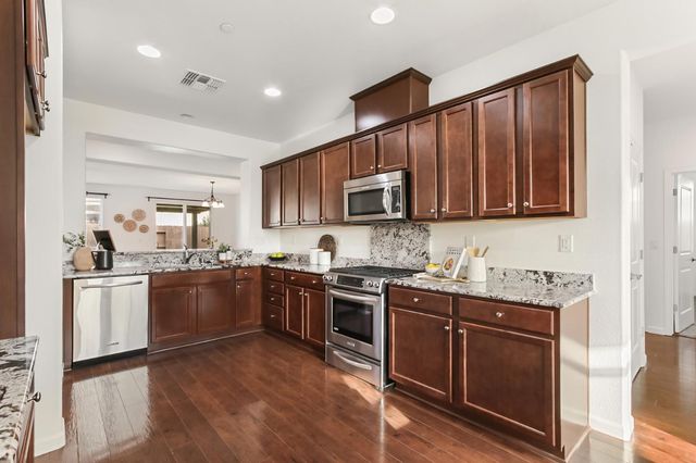 9984 Westminister, Elk Grove, CA 95757