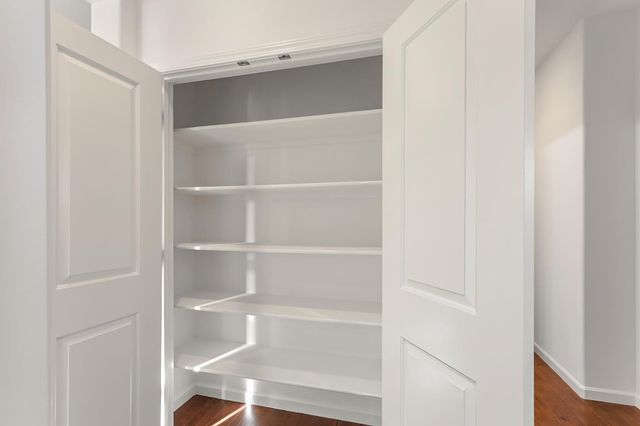 9984 Westminister, Elk Grove, CA 95757