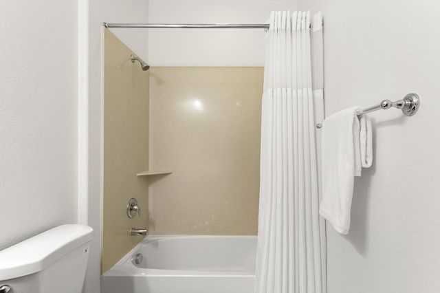 9984 Westminister, Elk Grove, CA 95757