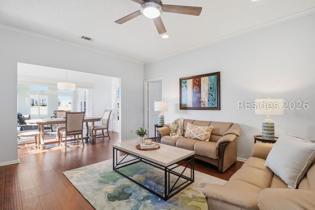 41 Pineapple Dr, Bluffton, SC 29909