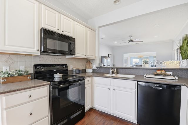 41 Pineapple Dr, Bluffton, SC 29909