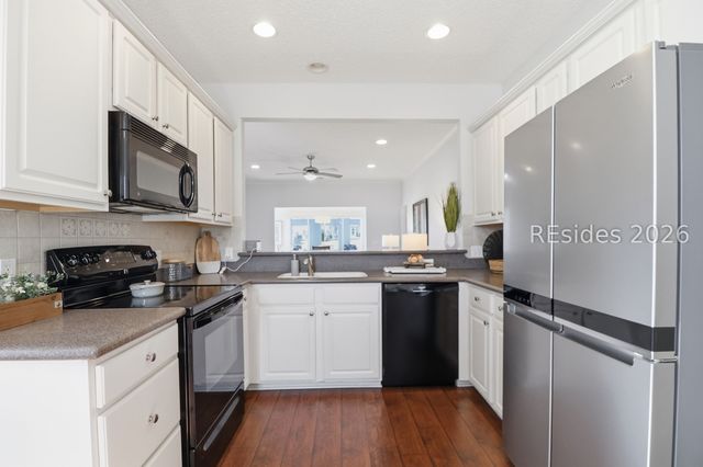 41 Pineapple Dr, Bluffton, SC 29909