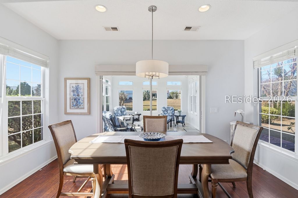 41 Pineapple Dr, Bluffton, SC 29909