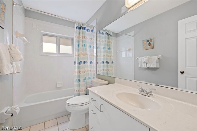 690 Amber DR, Marco Island, FL 34145