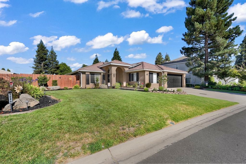 Image 2 of property listing at 5090 Congressional Street, Chowchilla, CA 93610