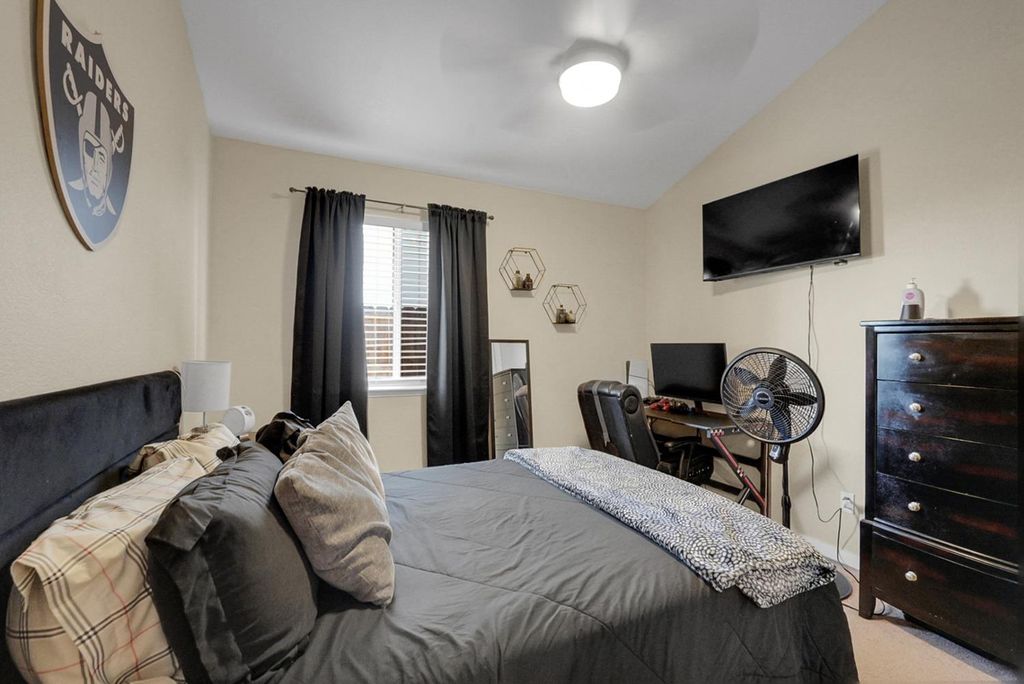 Image 20 of property listing at 5090 Congressional Street, Chowchilla, CA 93610