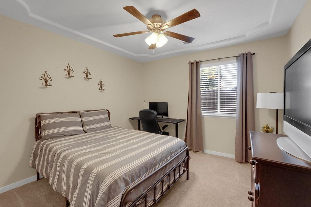 Image 21 of property listing at 5090 Congressional Street, Chowchilla, CA 93610