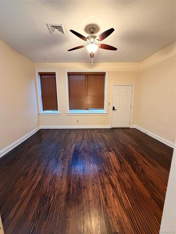 337 Main Street 3F, Poughkeepsie, NY 12601