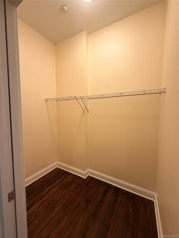 337 Main Street 3F, Poughkeepsie, NY 12601