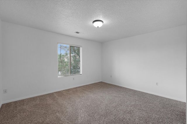 1270 Capitan Street NW, Los Lunas, NM 87031