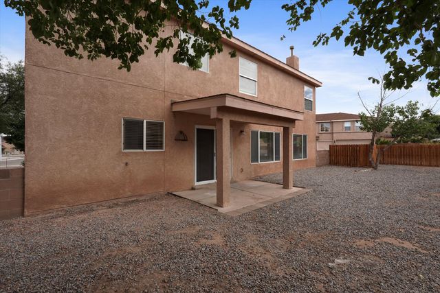 1270 Capitan Street NW, Los Lunas, NM 87031
