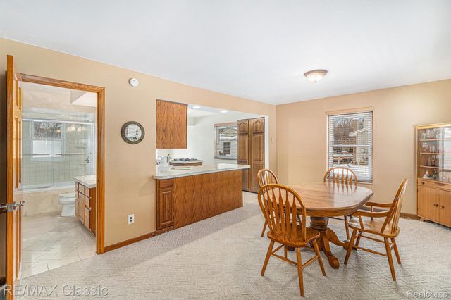 3166 Arbutus Street, Commerce Charter Township, MI 48382