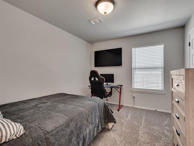 11117 NW 133rd Terrace, Yukon, OK 73099