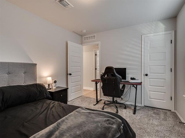 11117 NW 133rd Terrace, Yukon, OK 73099