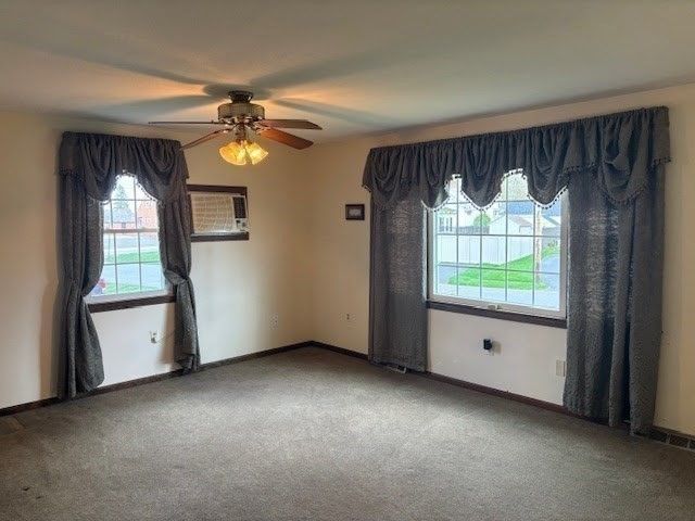 16 Watson St, Chicopee, MA 01020
