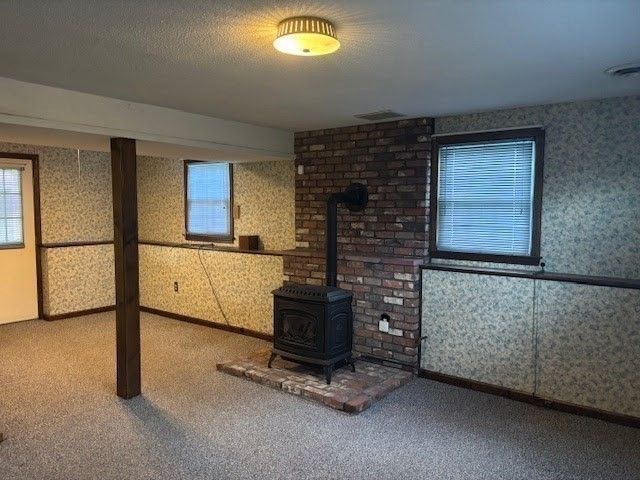 16 Watson St, Chicopee, MA 01020