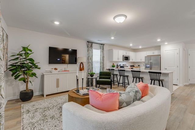 213 Central Creek Drive, Goose Creek, SC 29445