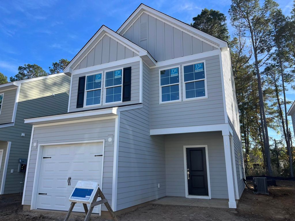 213 Central Creek Drive, Goose Creek, SC 29445