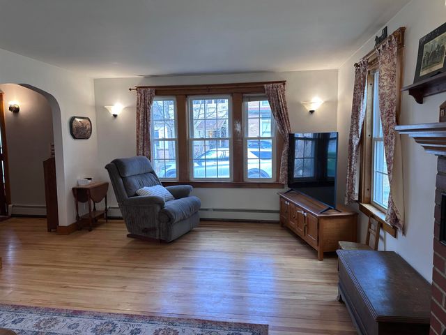 13 Grand Street, Claremont, NH 03743