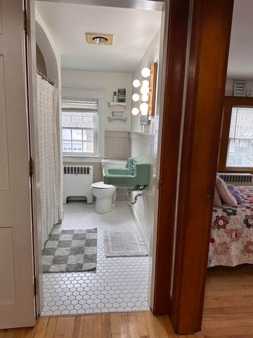 13 Grand Street, Claremont, NH 03743