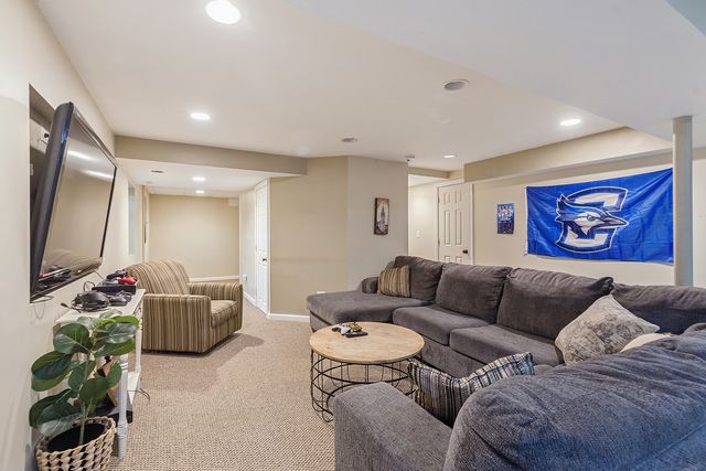 230 Ian Avenue, New Lenox, IL 60451