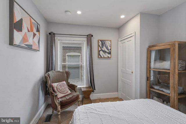 1406 N KING ST, Wilmington, DE 19801