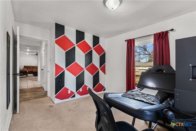 21 Snell Drive, Lampasas, TX 76550