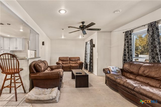 21 Snell Drive, Lampasas, TX 76550