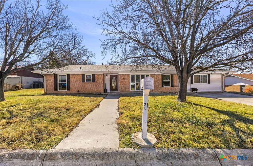 21 Snell Drive, Lampasas, TX 76550