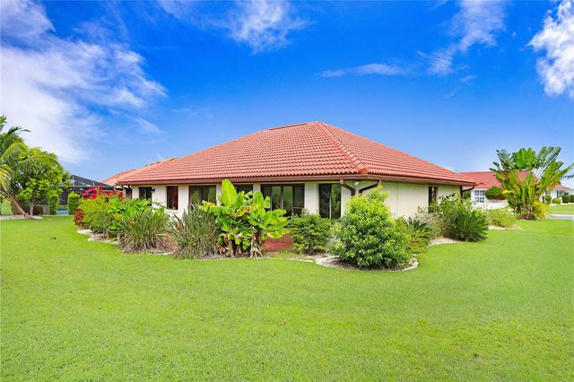 1826 WOLF LAUREL DRIVE, Sun City Center, FL 33573