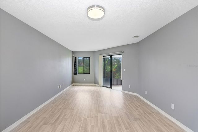 1826 WOLF LAUREL DRIVE, Sun City Center, FL 33573