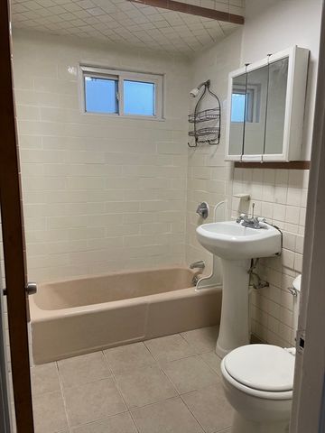 92 Clifton St 1, Malden, MA 02148