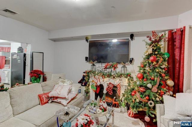 756-758 10th Street, Newark, NJ 07108